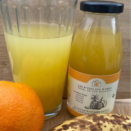 Étiquette et adhésif